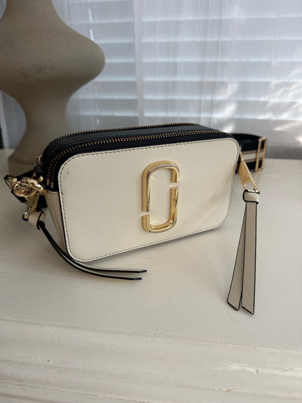 Marc Jacobs Cream and Black Snapshot Double Zip Crossbody